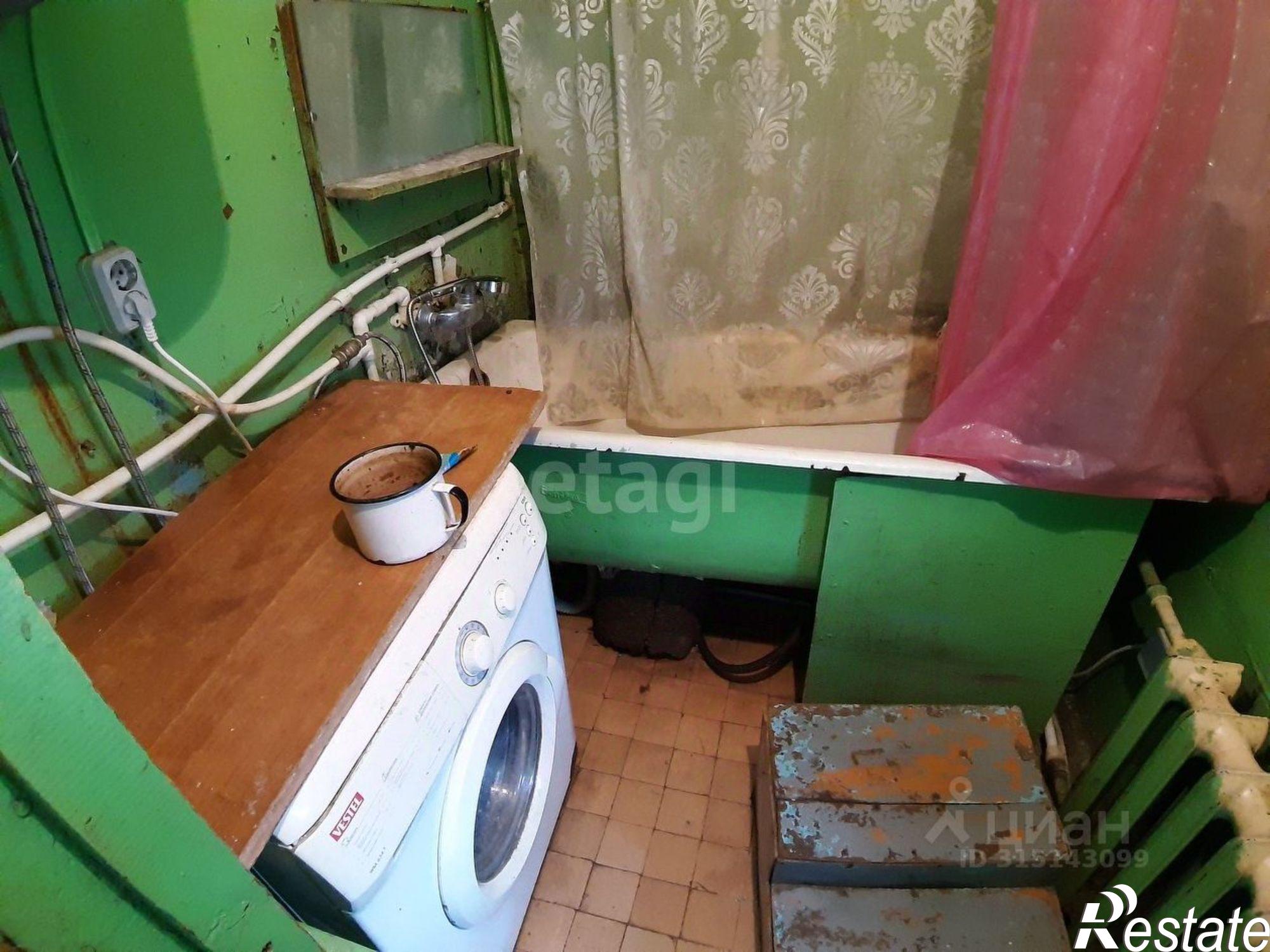 Купить комнату за 250 000 рублей на улица 8 Марта, 5